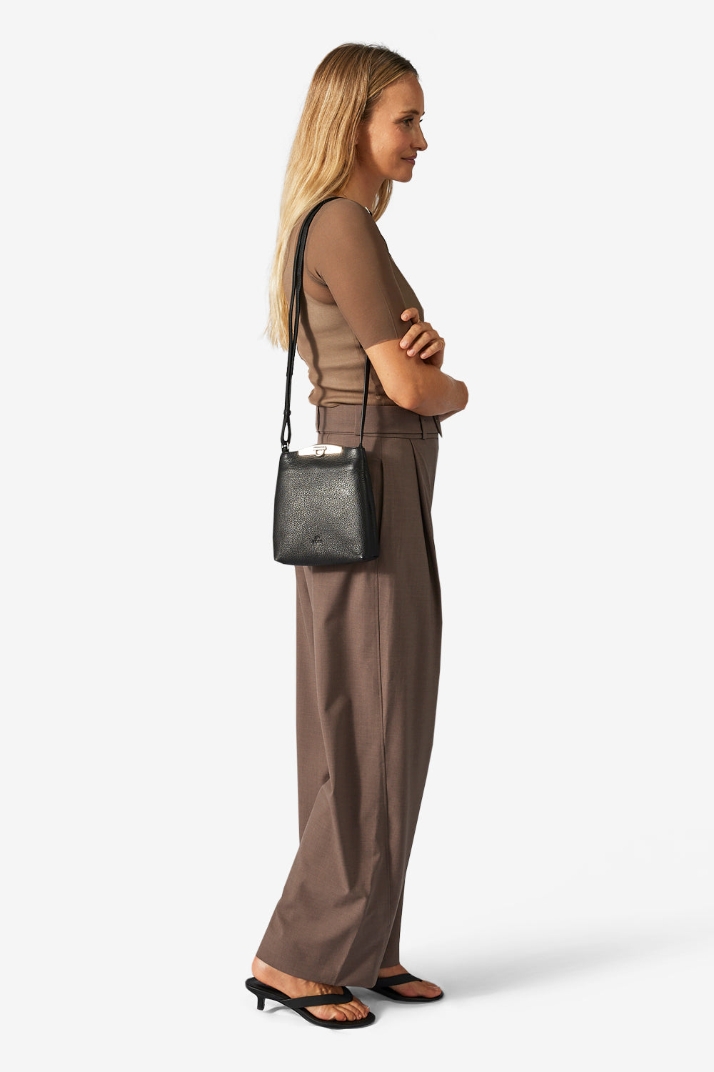 Crossbody | Skinn | Regulerbar langreim | Sort | 188992 Cormorano Vilma