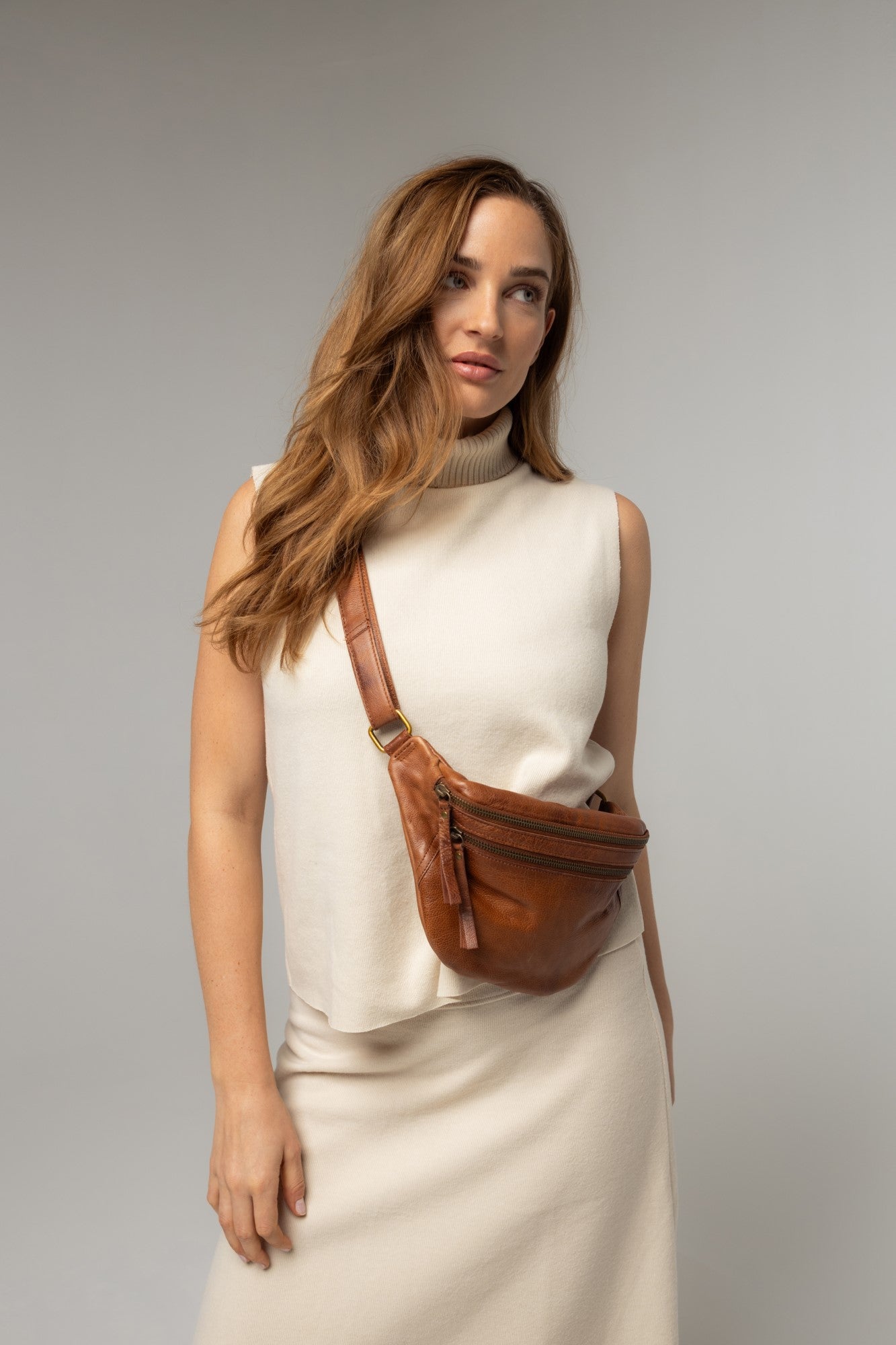 Faust Urban Bumbag / Rumpetaske – Walnut, Justerbar reim
