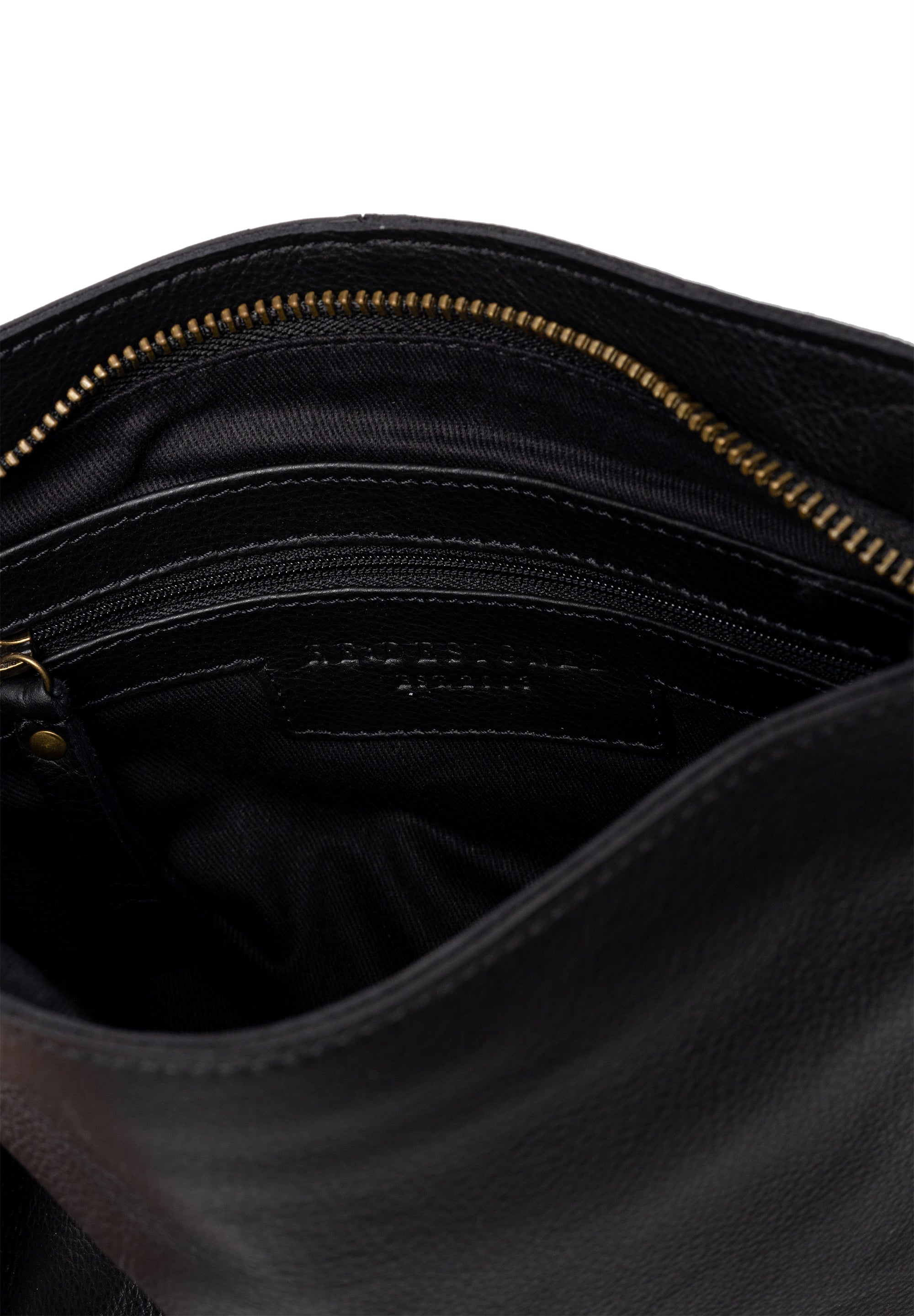 Crossbody | Skinnveske | Fillis Medium Black/Brass