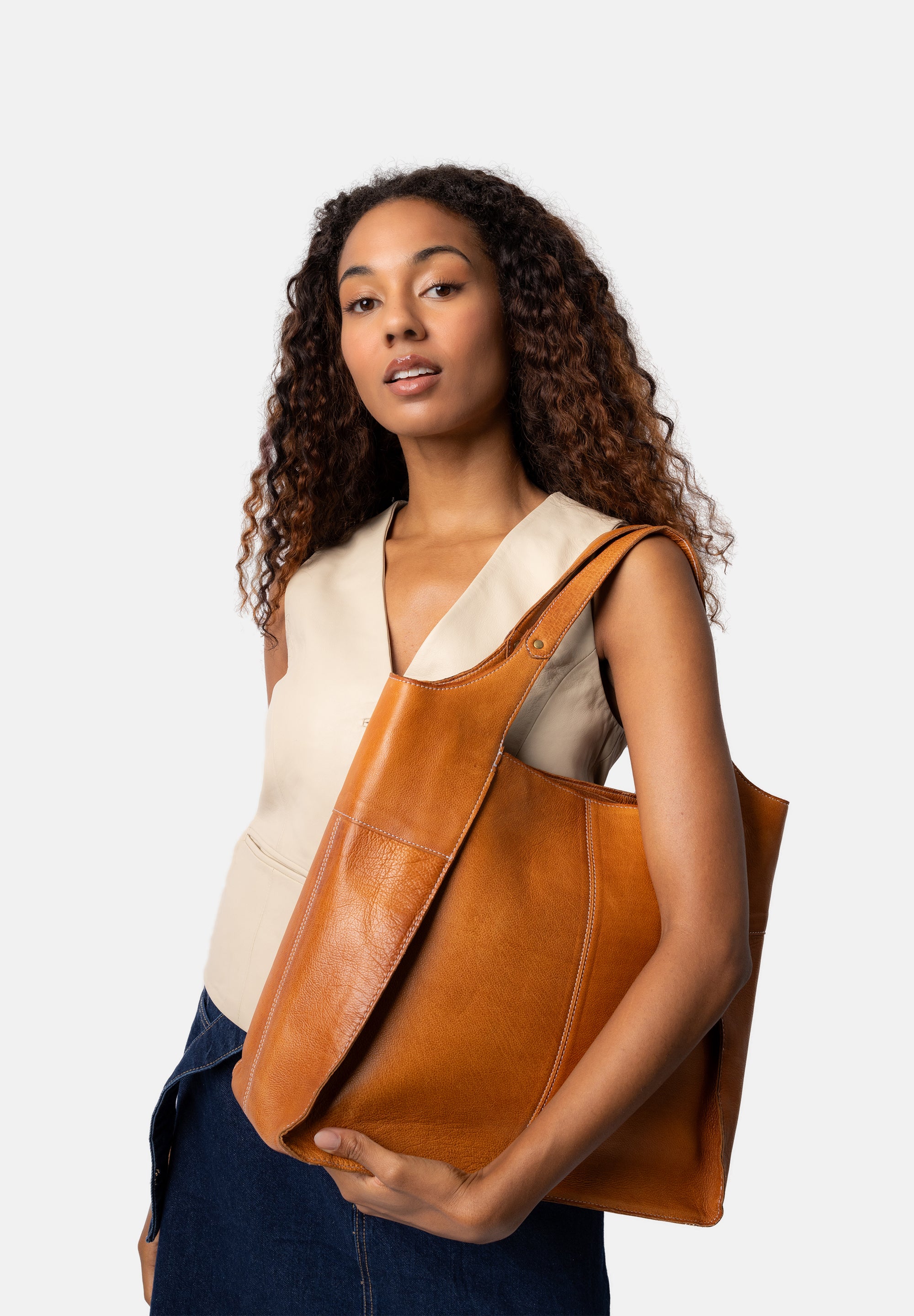 Stor skinnveske | Burned Tan | Romslig Hovedrom | Jona Big