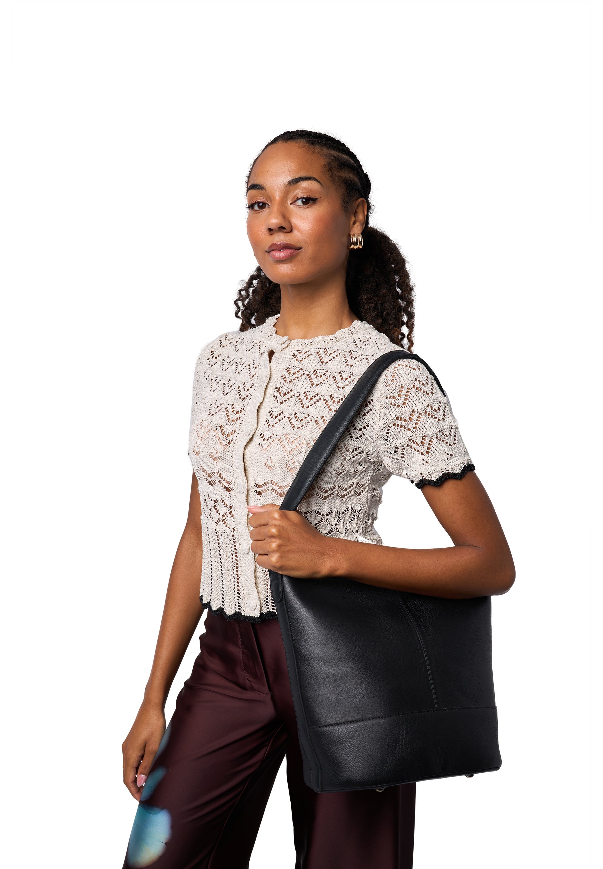 Skulderveske | sort | To reimer følger | 6597 Nomi