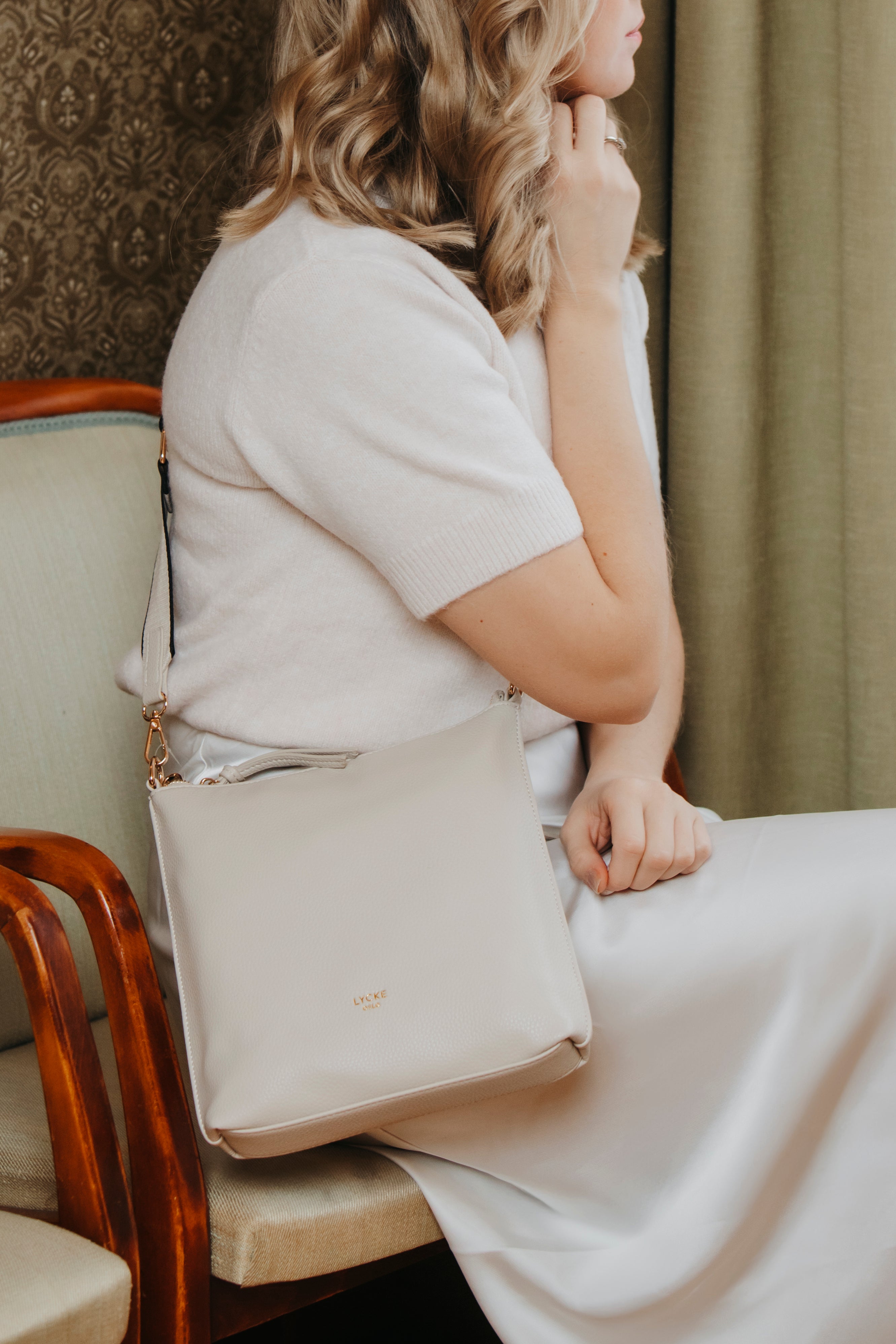 Cross-Body veske | Beige | To reimer | 8051220 Sandnes