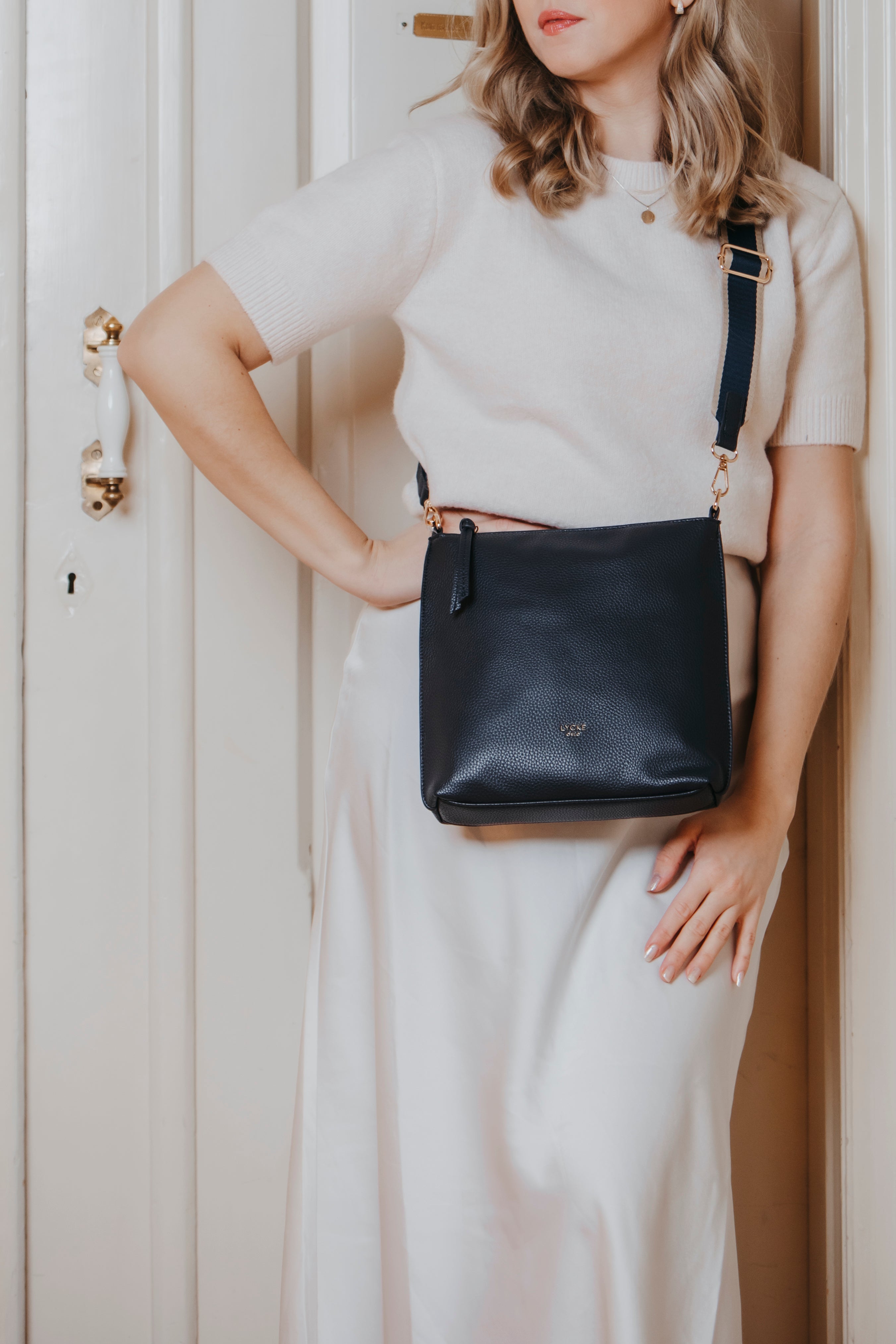 Cross-Body veske | Navy | To reimer | 8051220 Sandnes