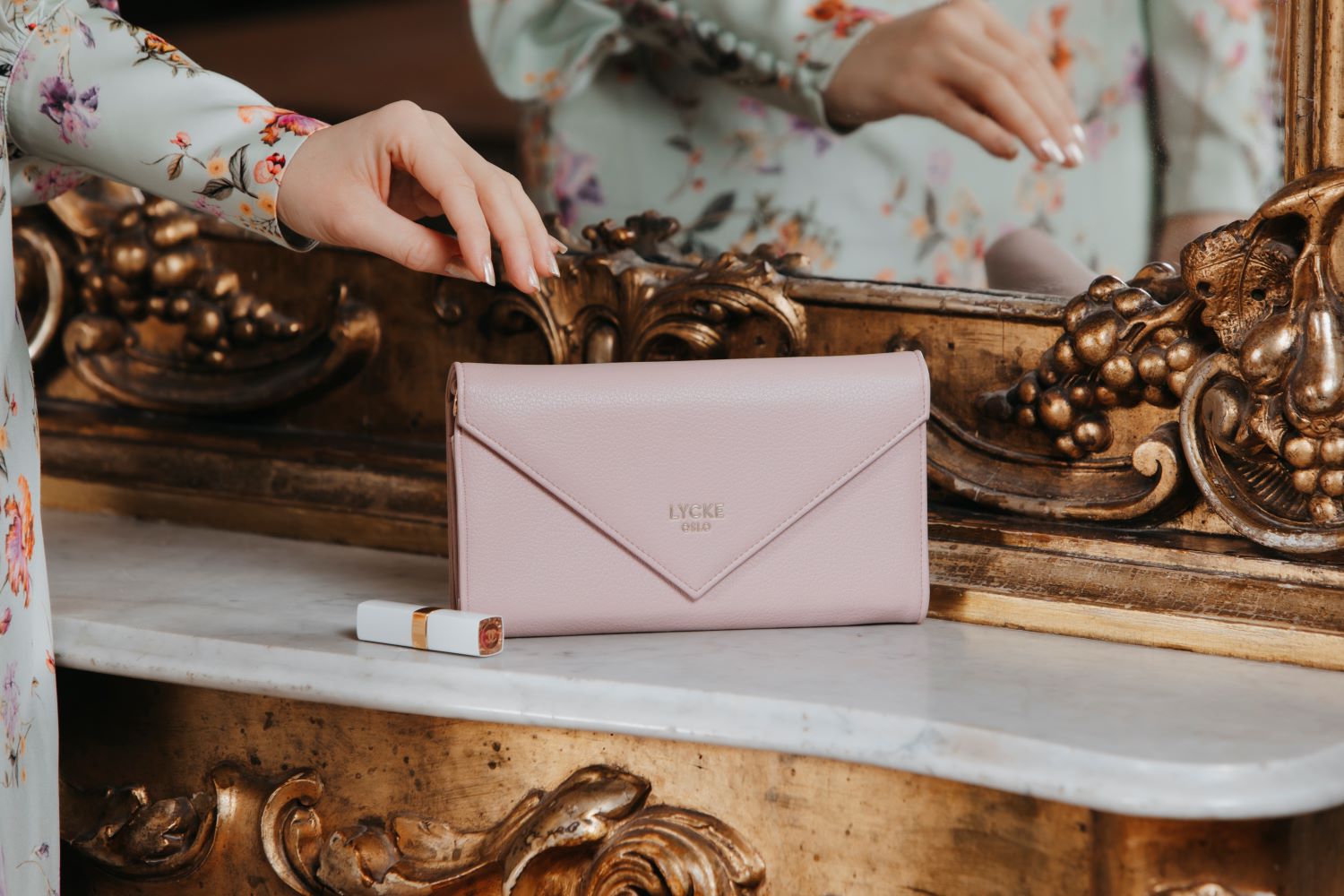 Klaffveske | Clutch | Rosa | 8051350 Egersund