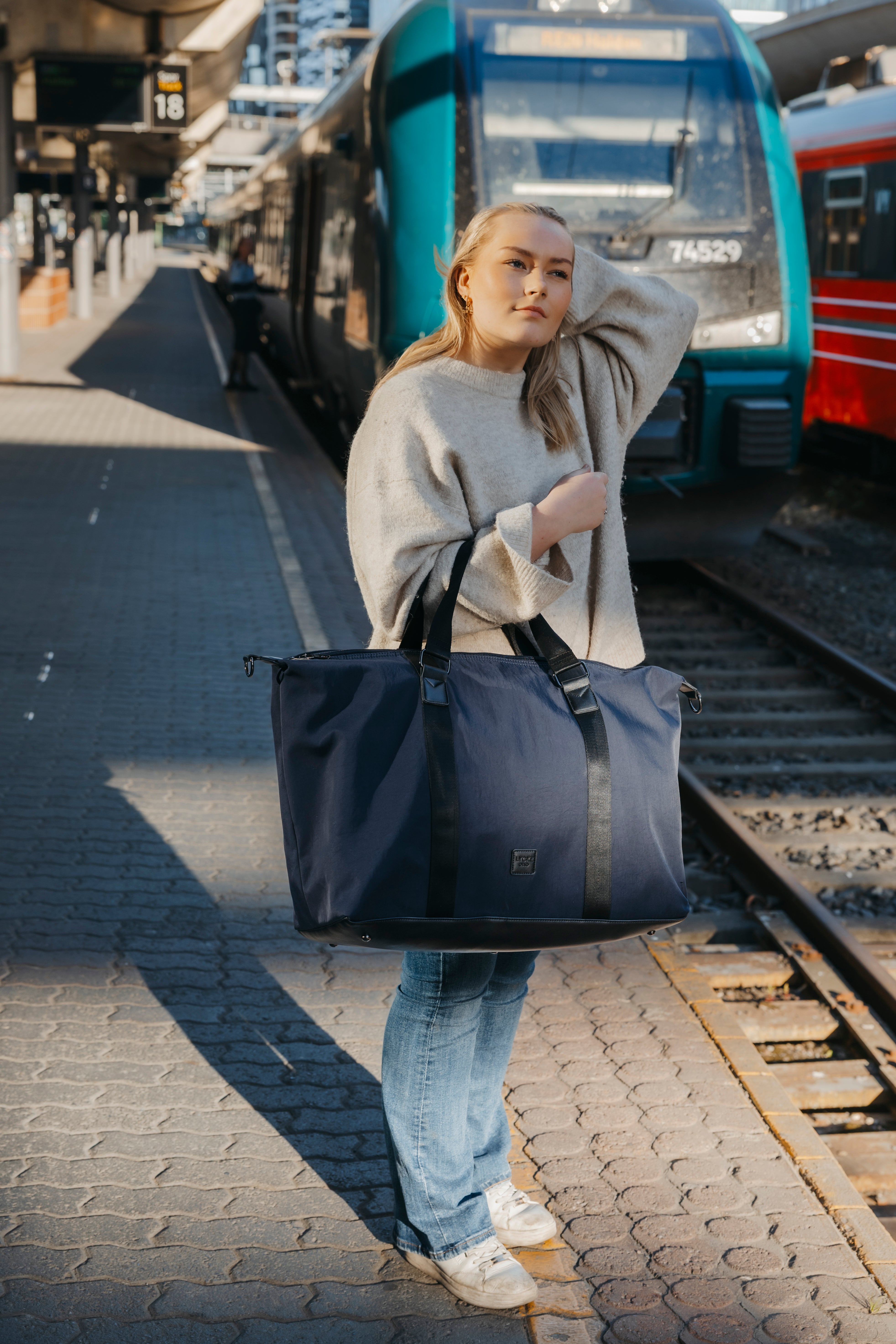 Robyn Weekendbag – Navy