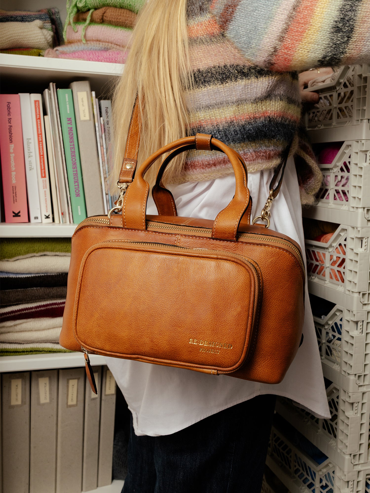 Strikkeoppbevaring | Strikkeveske | Skinn | Burned Tan/Gull | Project 39
