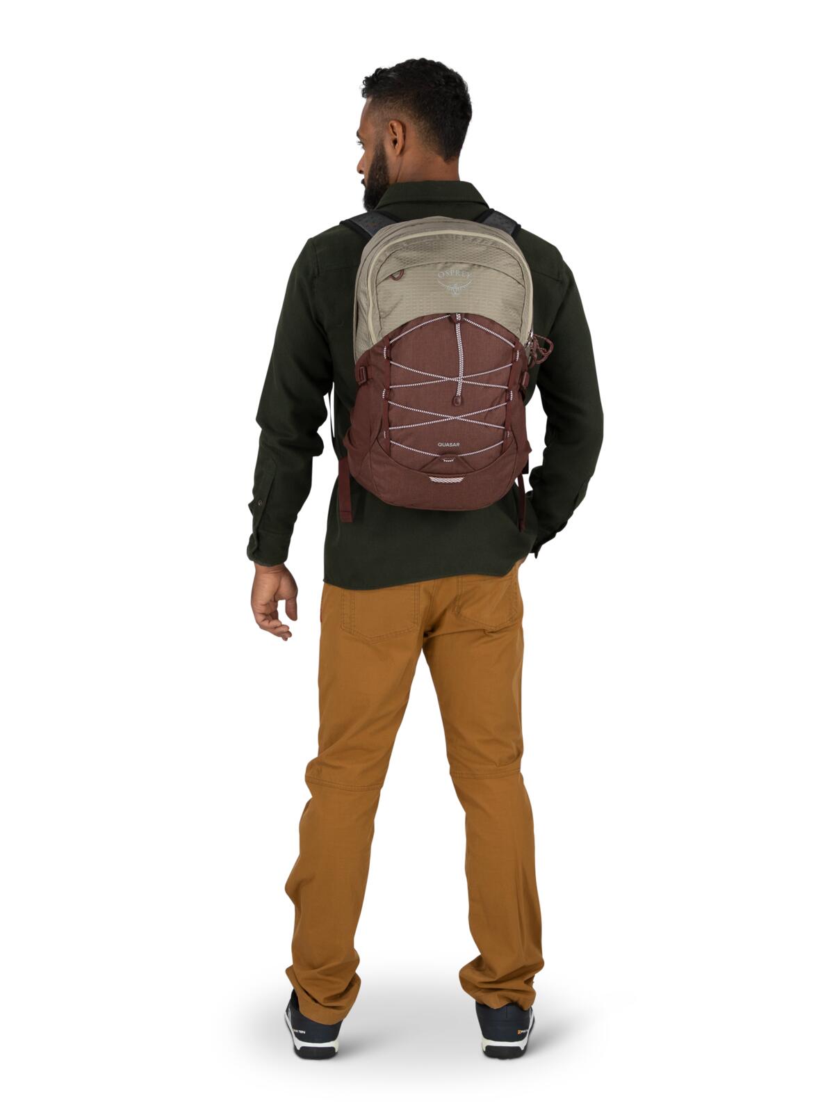 Quasar ryggsekk 26L, Tan/Raisin Red
