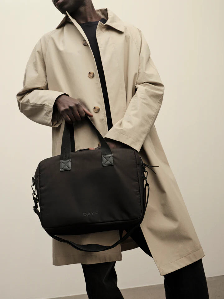 Dataveske | Crossbody | Sort | Day GW RE-Armor Computer Bag