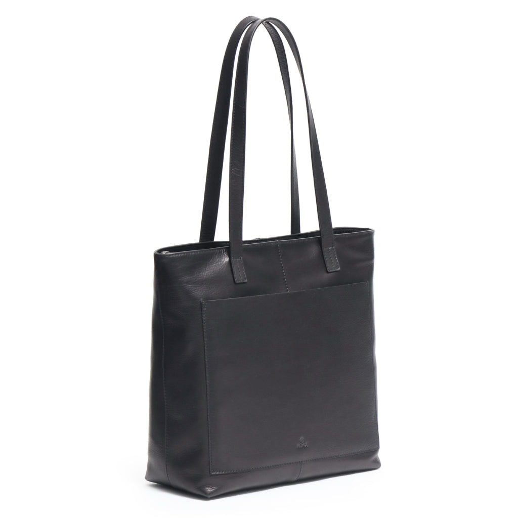 Adax shopper Samanta Black