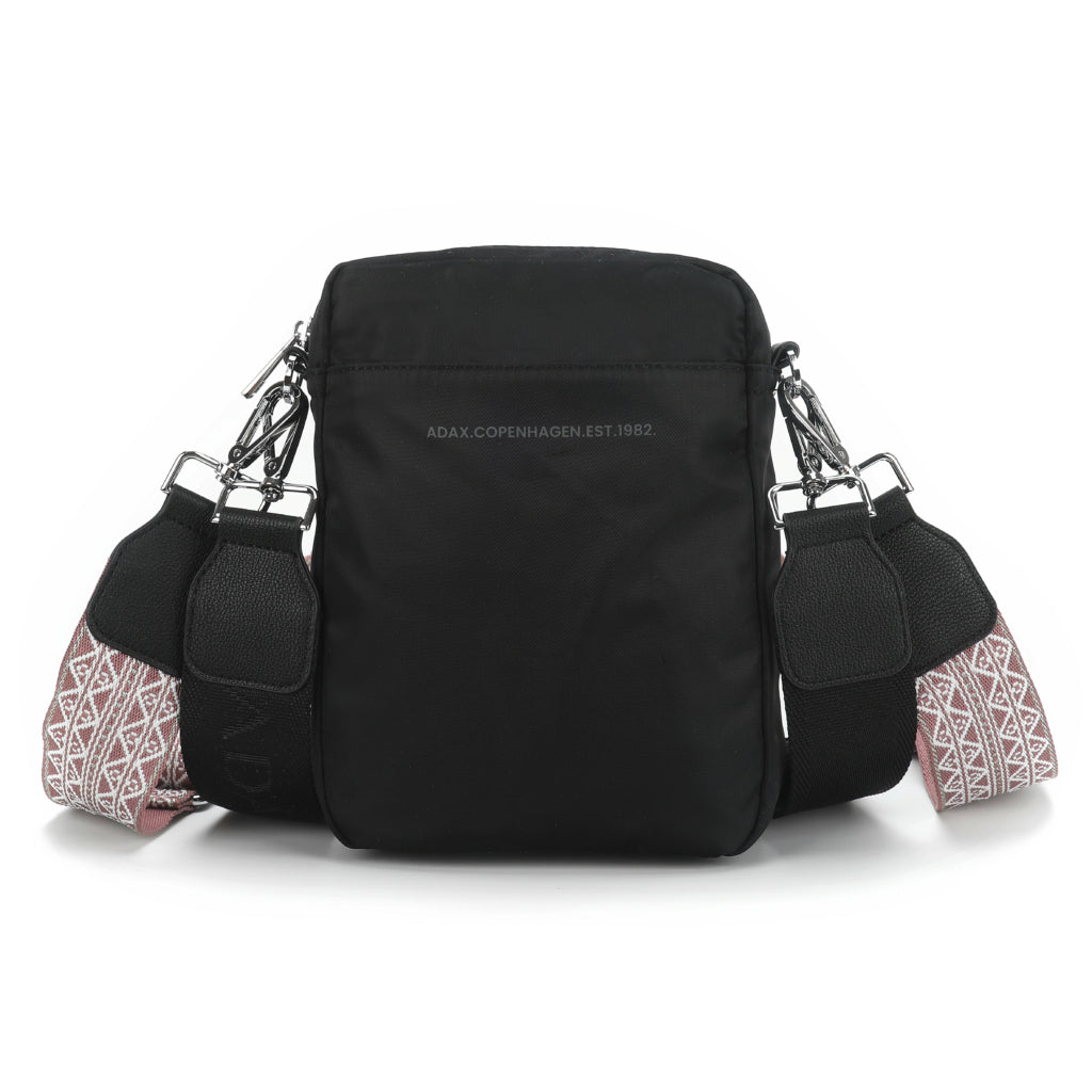 Skulderveske | Liten | Sort | Nylon | To Avtagbar skulderreim | Novara Annalisa Magenta