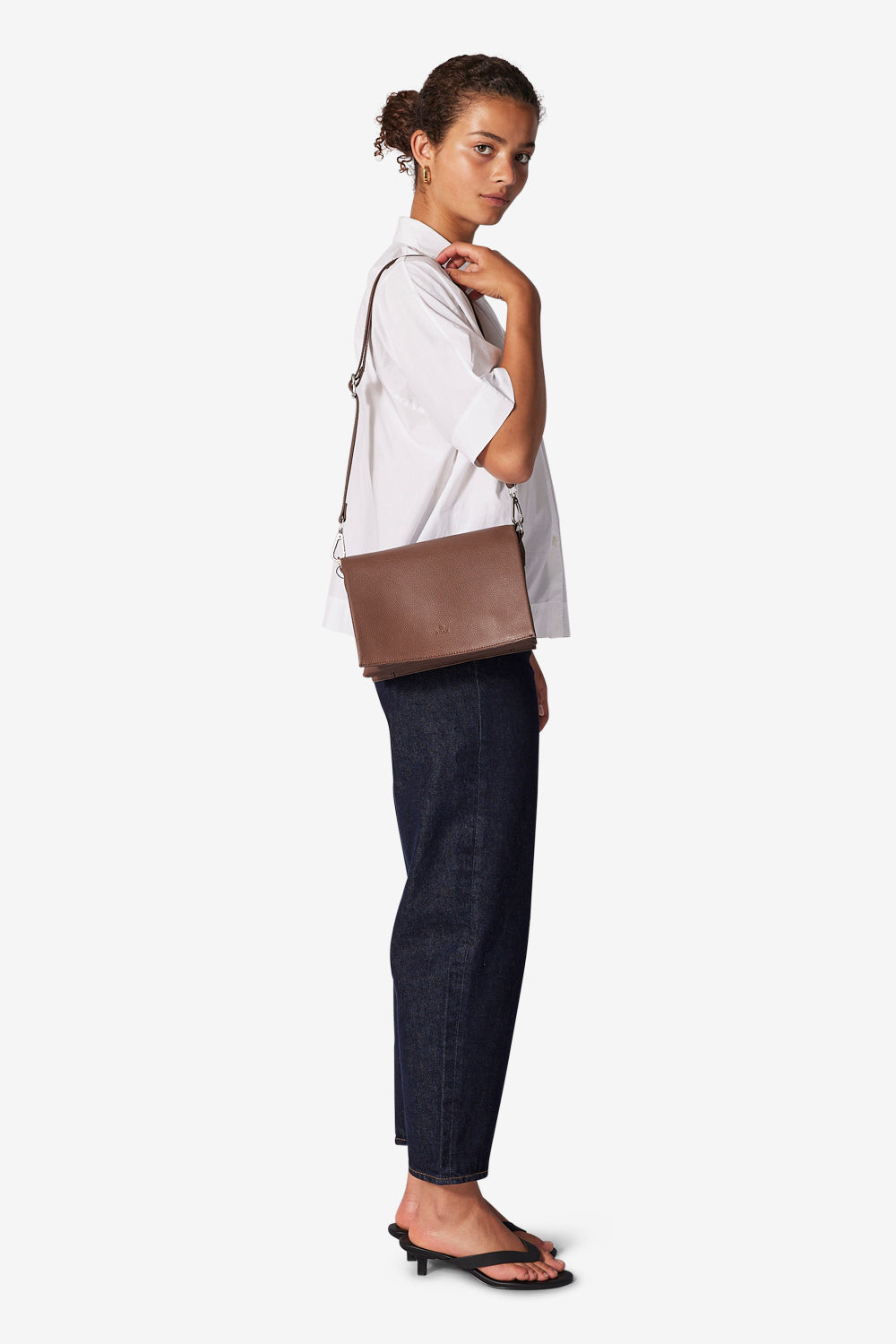 Crossbody | Mange inndelinger | To reimer | Latte | Hello I'mVegan Vanessa