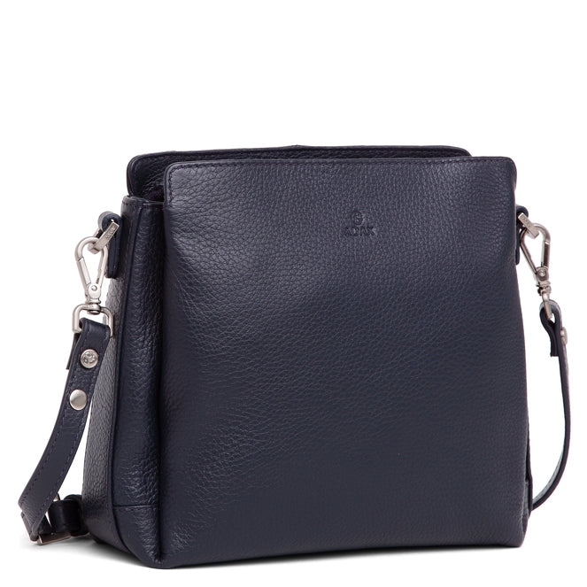 Skinnveske | Crossbody | Gode delingsrom | Blå | Cormorano Sia