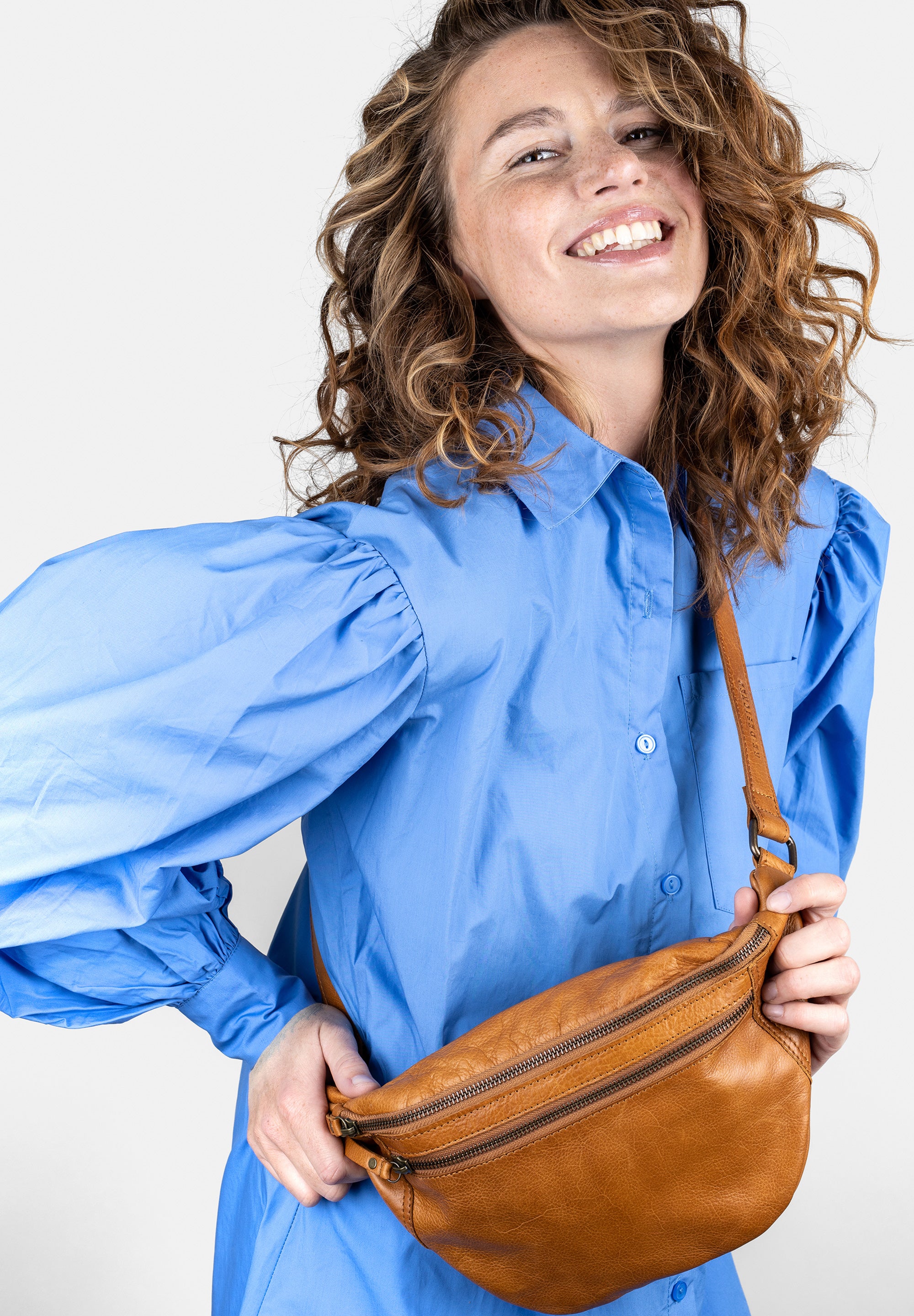 Bumbag | medium | Brent Brun | Justrebar reim | Faust