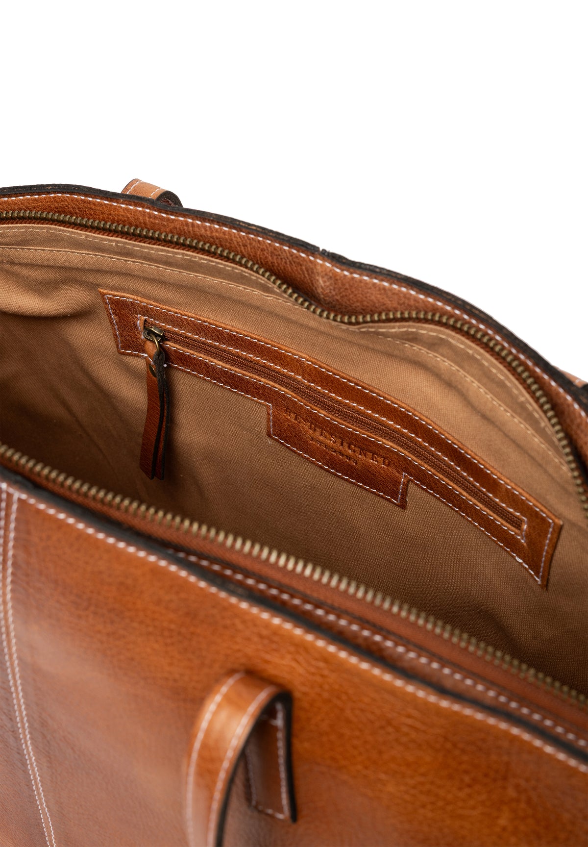 Malou Small Skulderveske – Romslig, Walnut