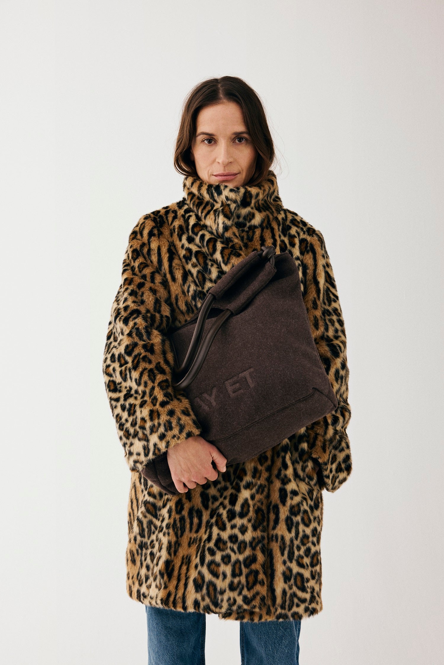 Skulderveske | Plass til en 15"laptop | Chocolate Melange | Day Woolen Tote
