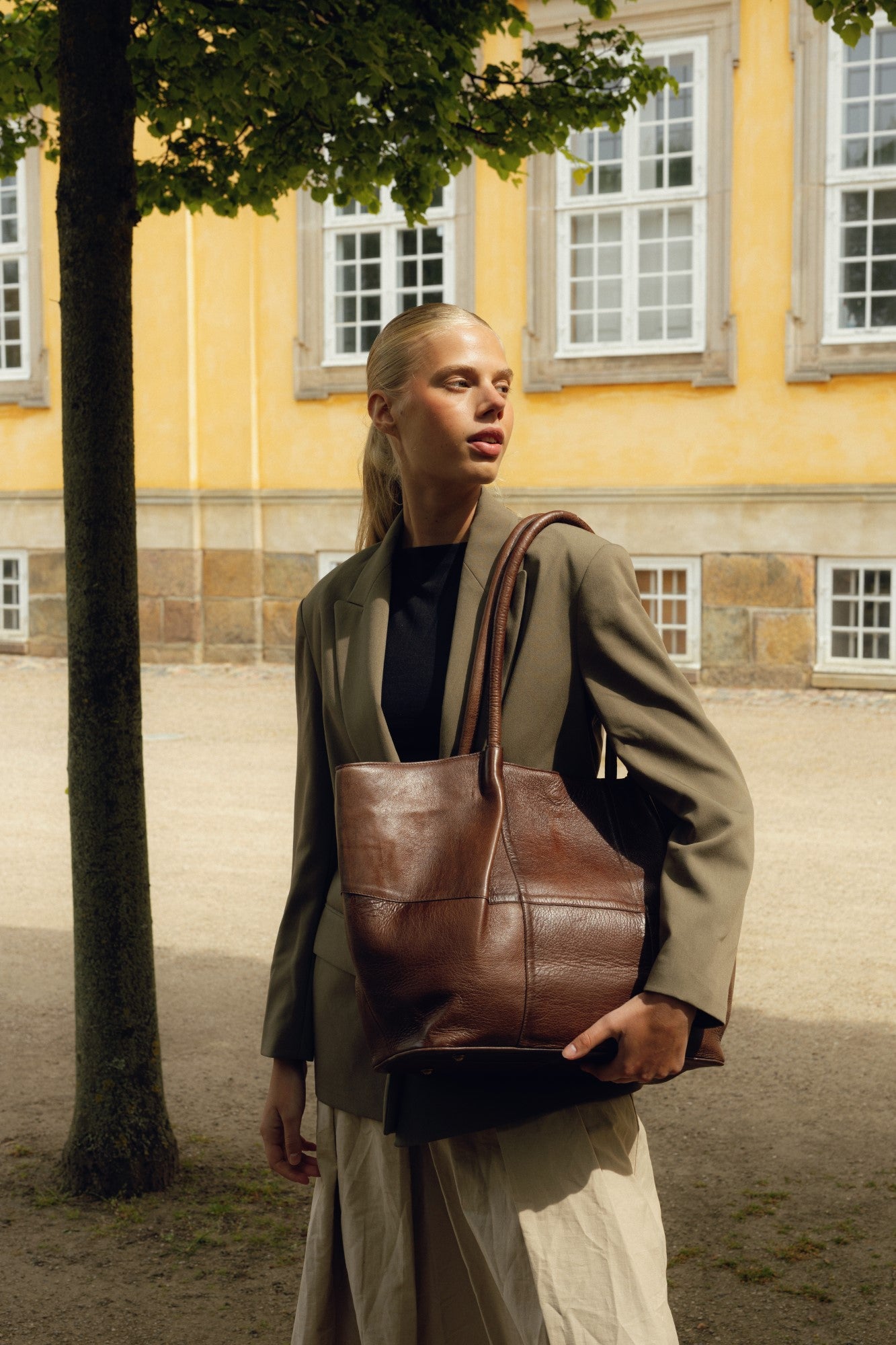 Skulderveske | Romslig | Magnetknapp | Woodsmoke | 6552 Mane Big