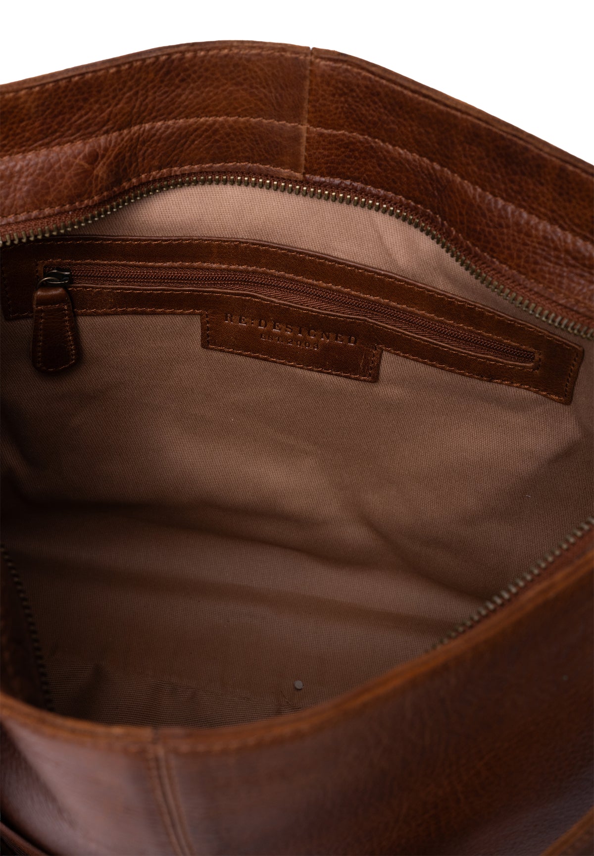 Aro Small skulderveske, Walnut