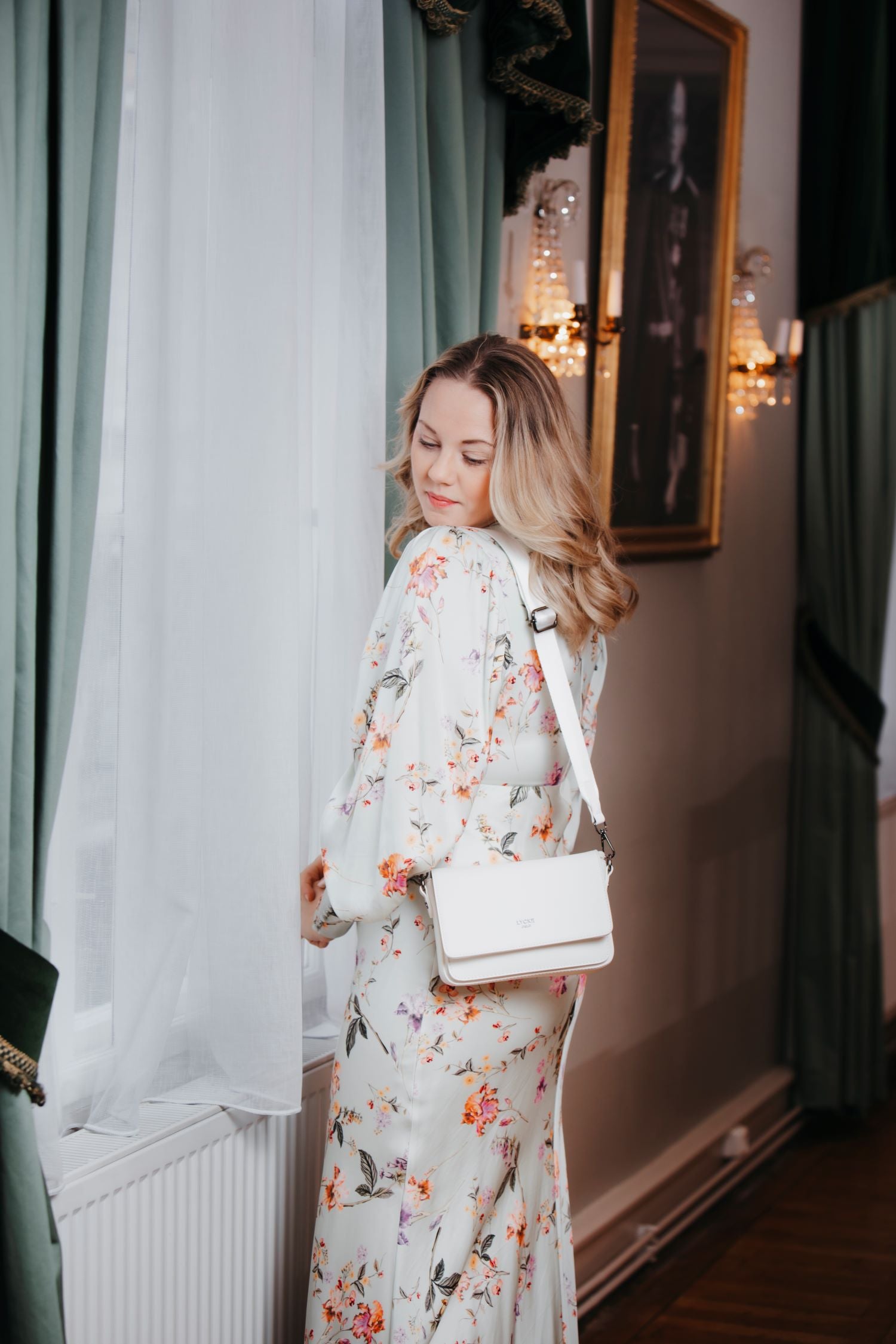 Crossbody | To reimer | Hvit | 8051429 Levanger